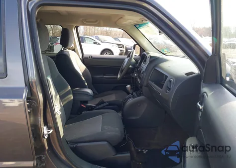 2016 Jeep Patriot Sport z USA, uszkodzony, nr VIN 1C4NJRBB6GD692192